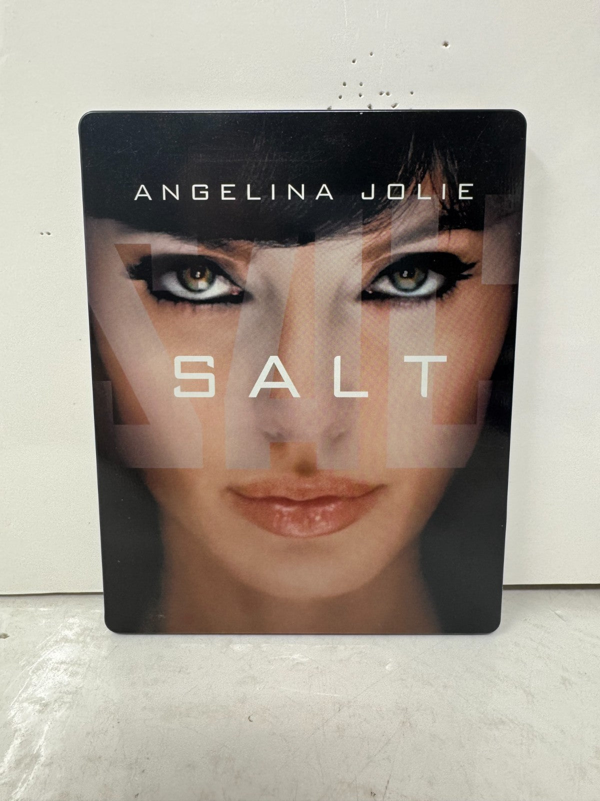 Salt (Blu-ray) Steelbook Angelina Jolie Action Good Condition!!!