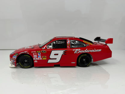 Action NASCAR Kasey Kahne #9 Budweiser 2010 Ford Fusion 1:24 Diecast