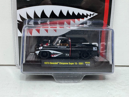 M2 Machines Capt. Square Body 1973 Chevrolet Cheyenne Super 10 1:64 Diecast
