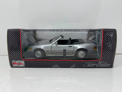 Maisto 1989 Mercedes-Benz 500SL Silver Series 1:18 Diecast