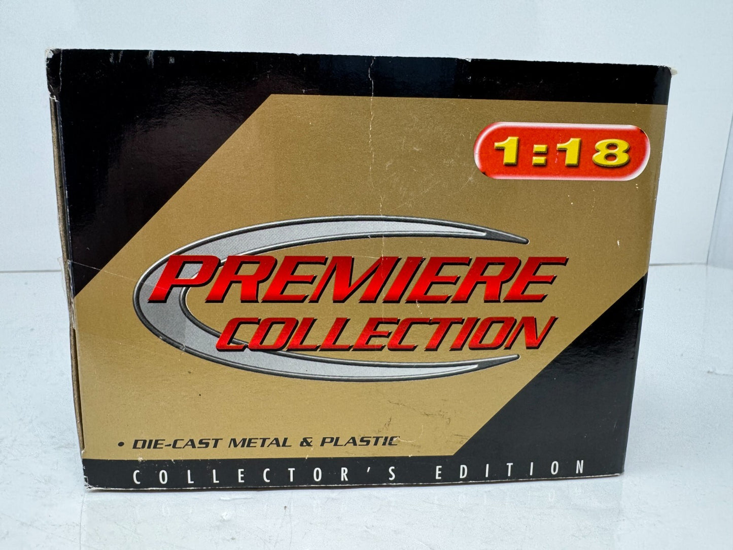 Motormax 1958 Chevrolet Corvette Premiere Collection 1:18 Diecast