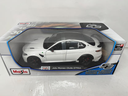 Maisto Alfa Romeo Giulia GTAm Special Edition 1:18 Diecast