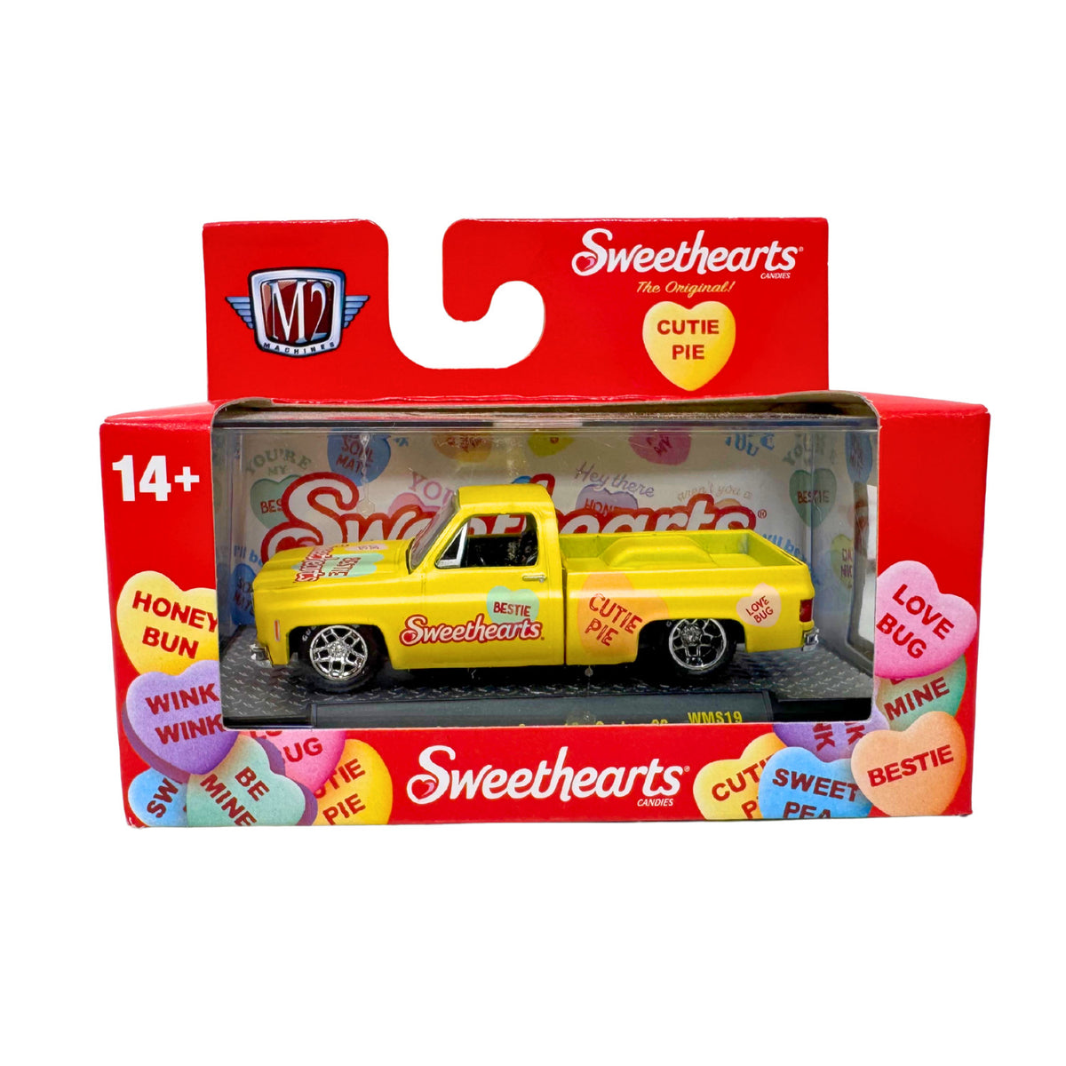 M2 Machines Sweethearts 1973 Chevrolet Cheyenne Super 10 Custom SS 1:64 Diecast