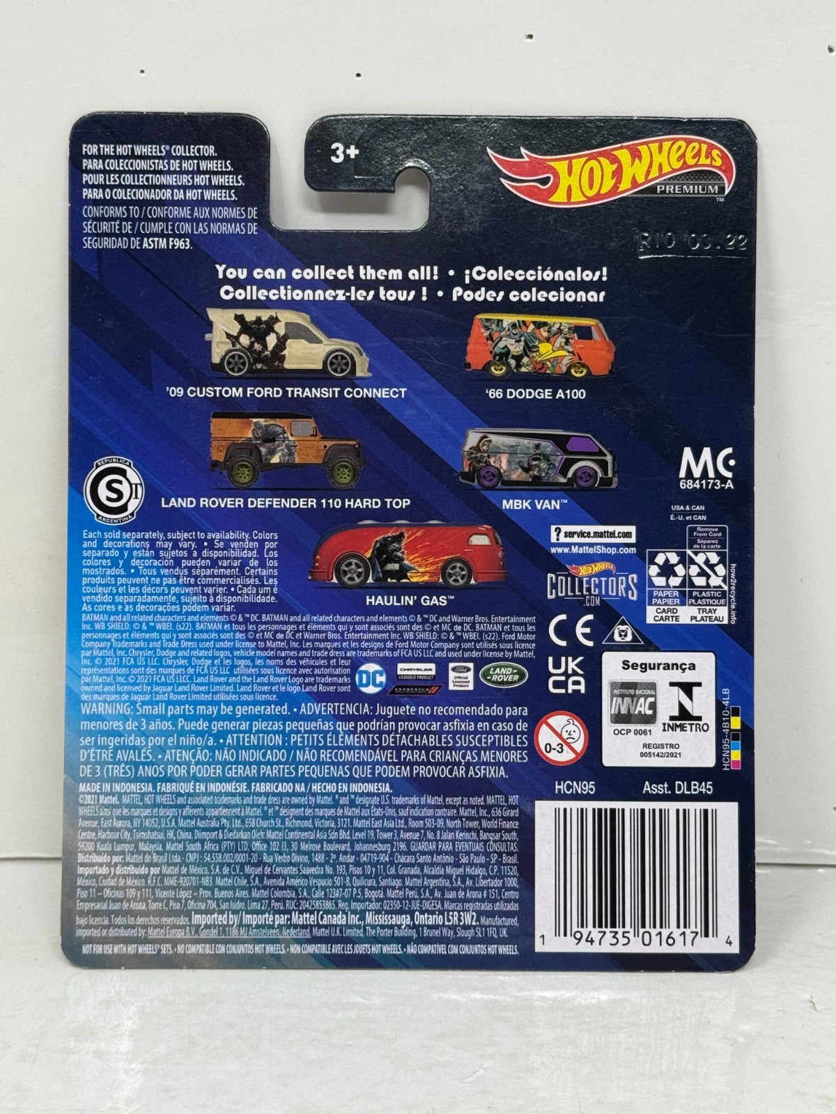 Hot Wheels Premium DC Batman Land Rover Defender 110 Hard Top 1:64 Diecast