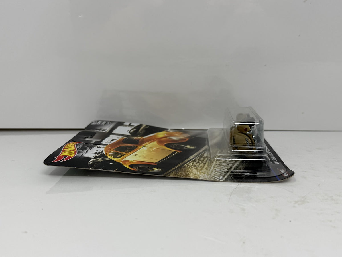 Hot Wheels Premium Cruise Boulevard Volkswagen Classic Bug 1:64 Diecast