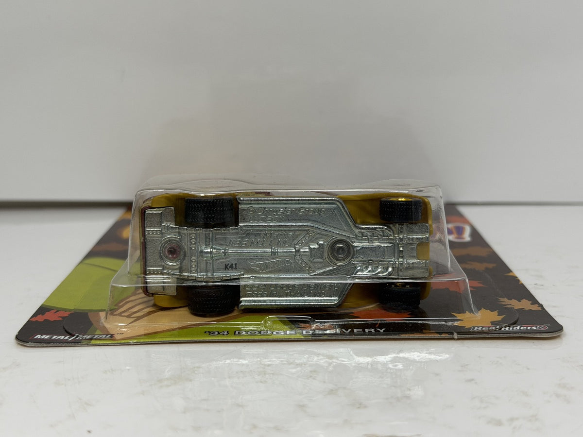 Hot Wheels Scooby-Doo 1934 Dodge Delivery 1:64 Diecast Real Riders