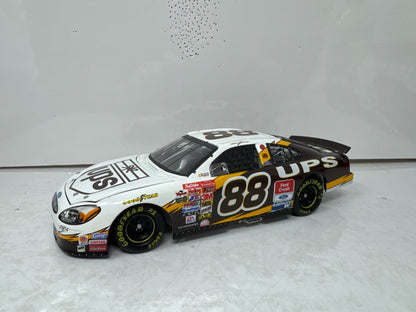 Action Nascar #88 Dale Jarrett UPS 2002 Ford Taurus 1:24 Diecast