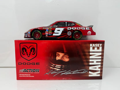 Action NASCAR Kasey Kahne #9 Dodge Dealers 2005 Dodge Charger 1:24 Diecast