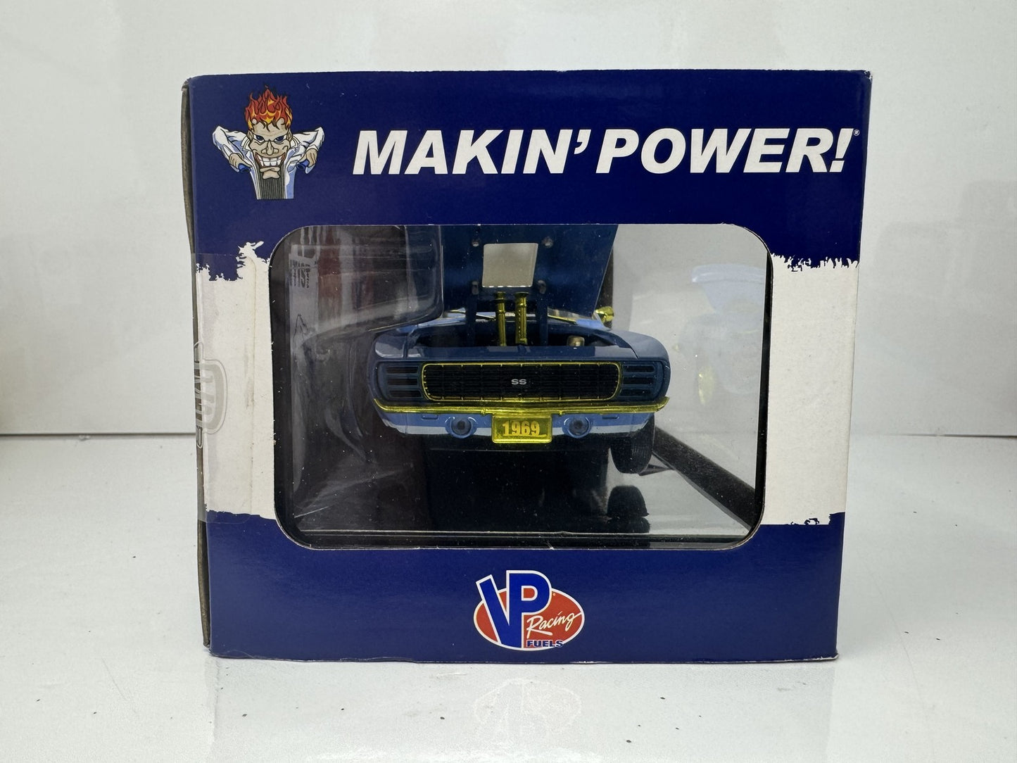 M2 Machines VP Racing 1969 Chevrolet Camaro SS 396 CHASE 1:24 Diecast