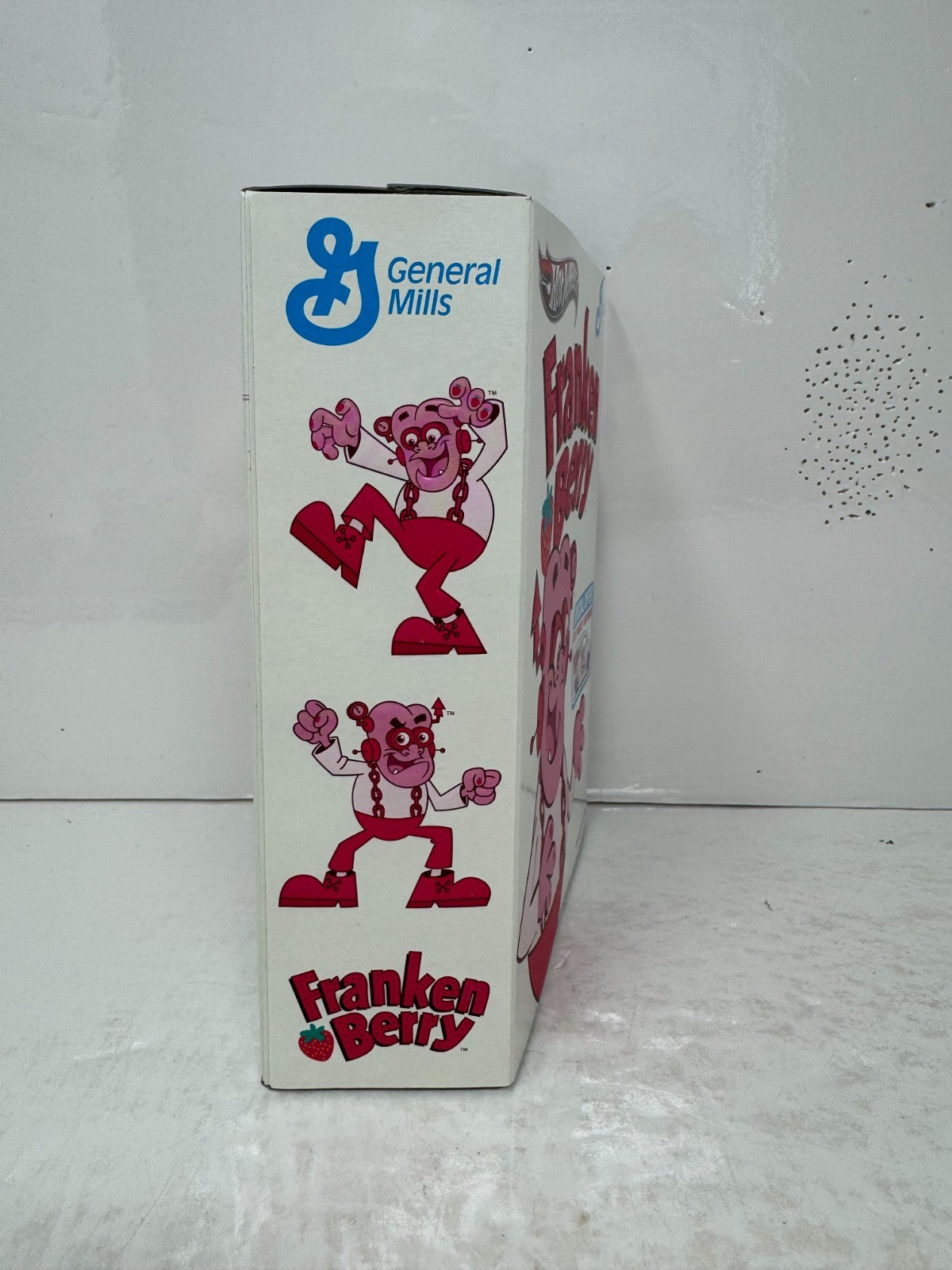 Hot Wheels SDCC San Diego Comic-Con Franken Berry Dairy Delivery 1:64 Diecast