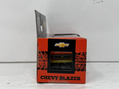 M2 Machines 1974 Chevrolet K5 Blazer 4x4 CHASE 1:64 Diecast