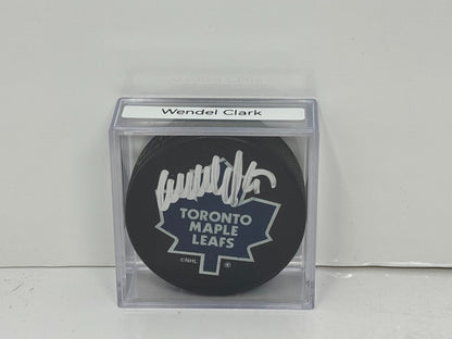 Wendel Clark Toronto Maple Leafs Signed NHL Autograph Puck Silver Auto
