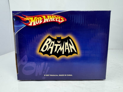 Hot Wheels Batman 1966 TV Series Batmobile 1:18 Diecast