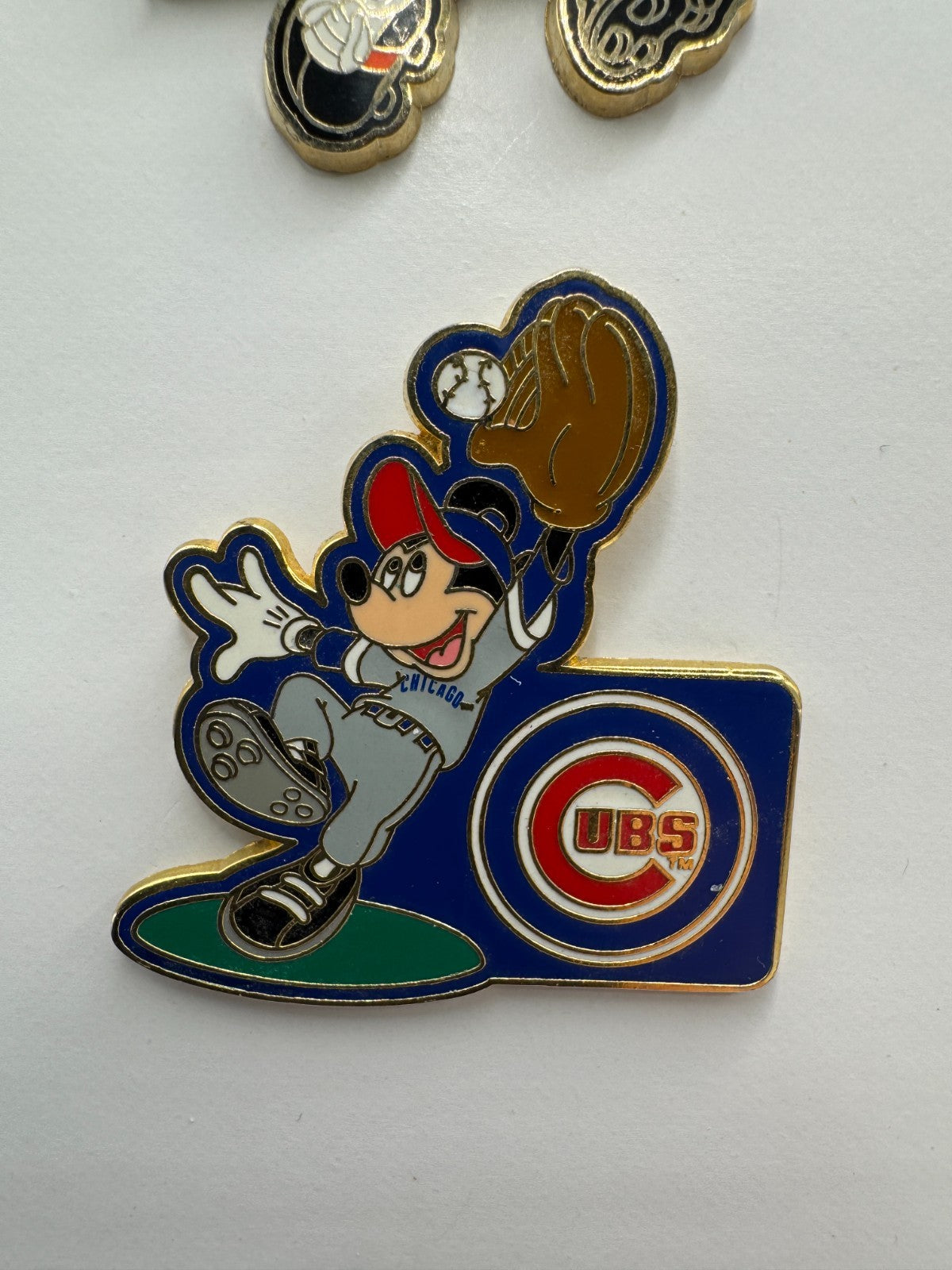 WDW Disney Mickey Mouse MLB Player Chicago Cubs Trading Pin DC2S1