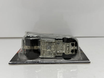 Hot Wheels Penske Auto Center VW Volkswagen Drag Bus 1:64 Diecast