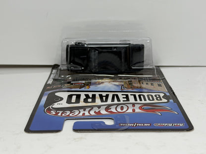 Hot Wheels Boulevard Buick Grand National 1:64 Diecast Real Riders
