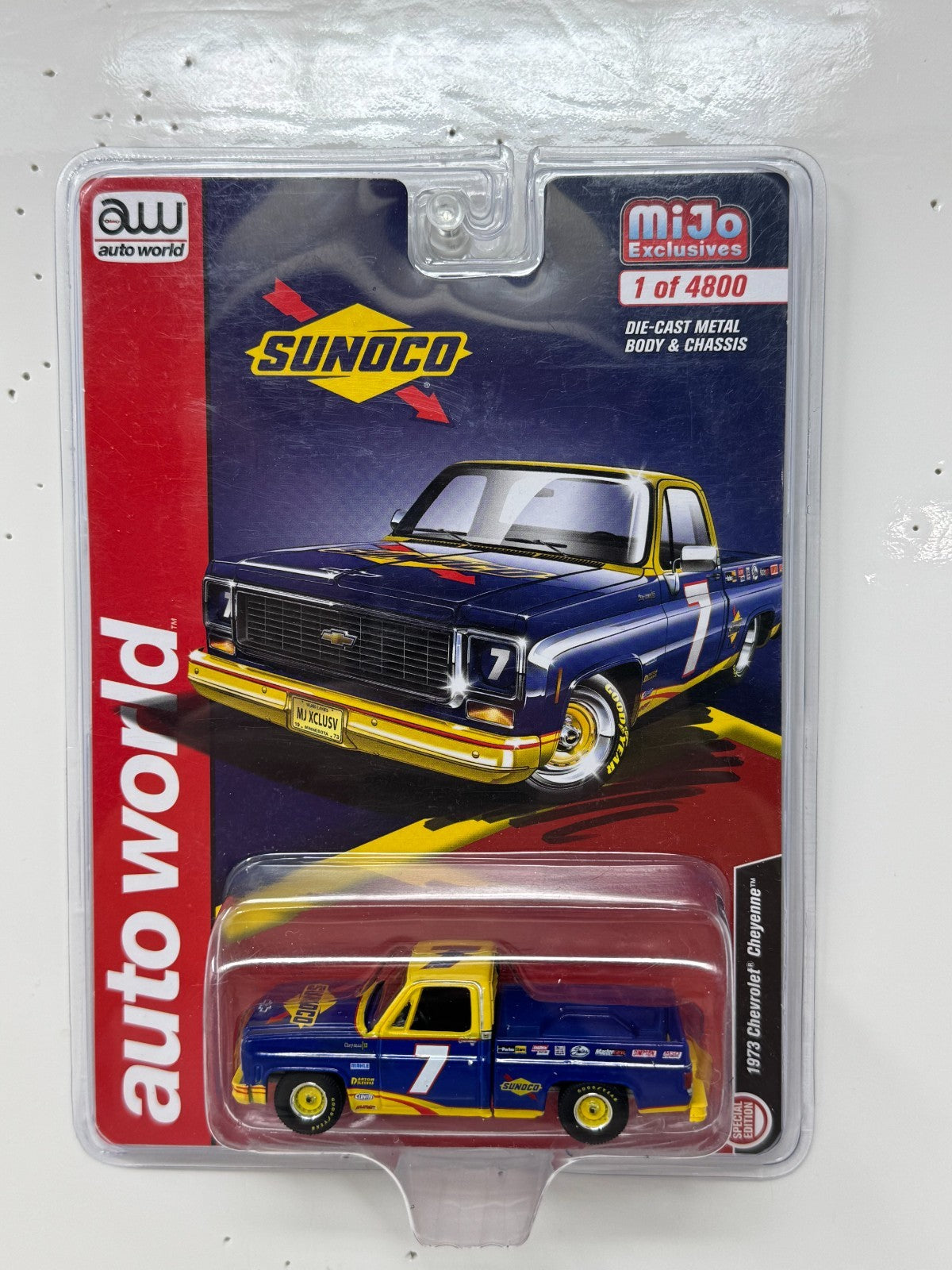 Auto World Sunoco 1973 Chevrolet Cheyenne 1:64 Diecast