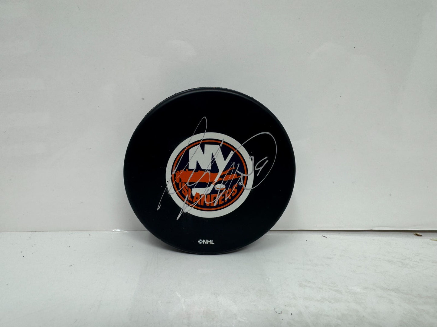 Rick DiPietro New York Islanders Signed NHL Autograph Puck Silver Auto