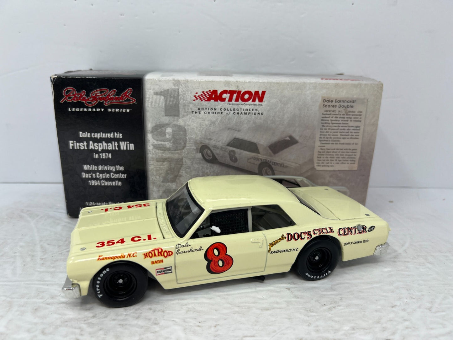Action Nascar #8 Dale Earnhardt Sr Asphalt Win 1964 Chevy Chevelle 1:24 Diecast