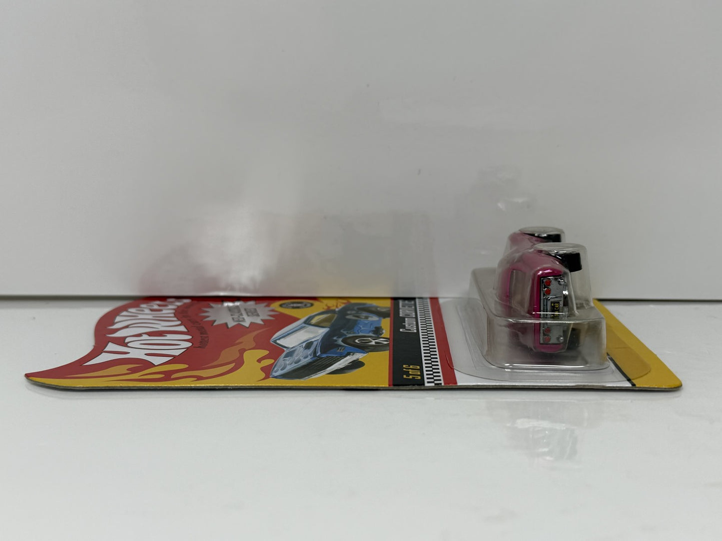 Hot Wheels Neo-Classics Custom Corvette Series 4 1:64 Diecast 8772/11000
