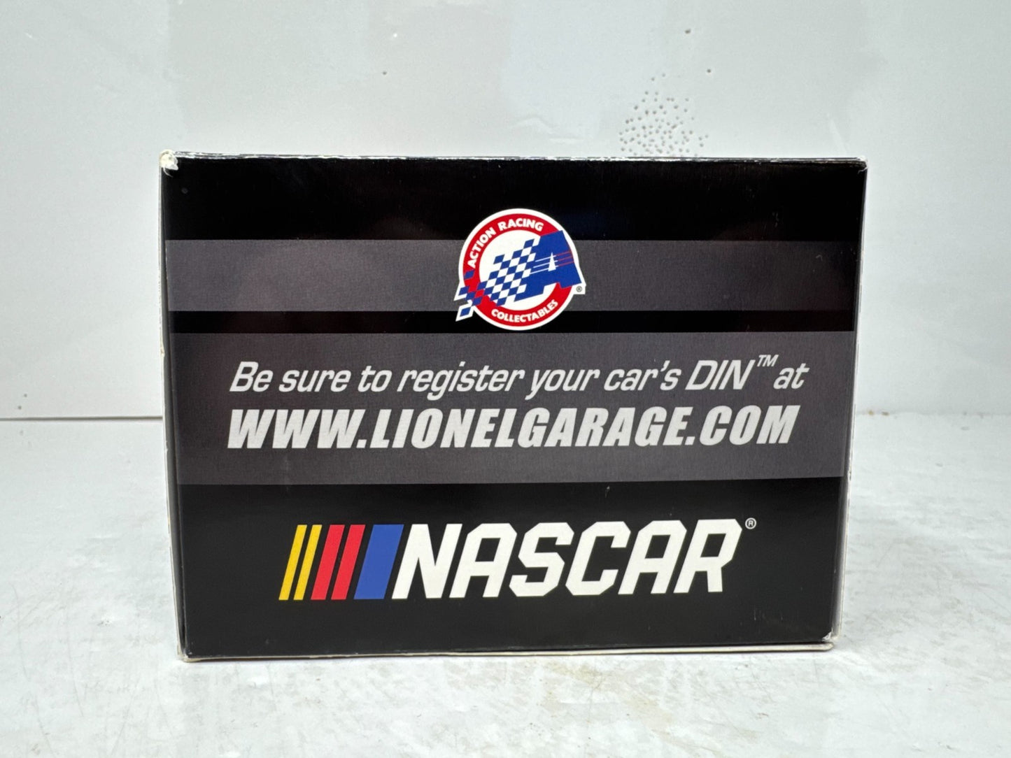 Lionel Nascar #22 Joey Logano Shell Pennzoil Champion 2022 Mustang 1:24 Diecast