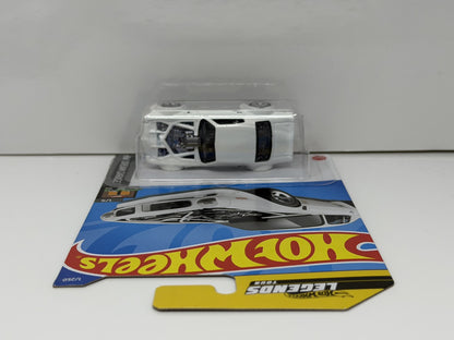 Hot Wheels Legends Tour Dream Garage 1970 Pontiac Firebird 1:64 Diecast White
