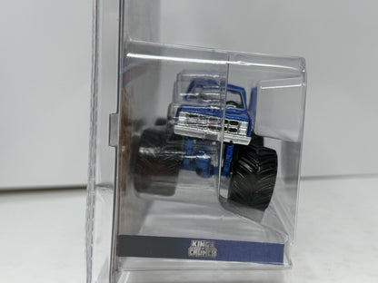 GreenLight Kings of Crunch 1982 GMC Sierra 2500 Moonshiner CHASE 1:64 Diecast