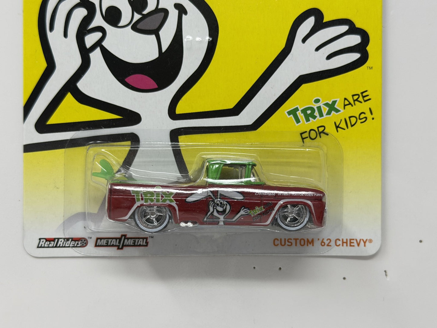 Hot Wheels General Mills Trix Custom 1962 Chevy 1:64 Diecast Real Riders