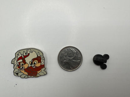 WDW Disney Winter Season Chip 'n' Dale Hidden Mickey Trading Pin DC1S1