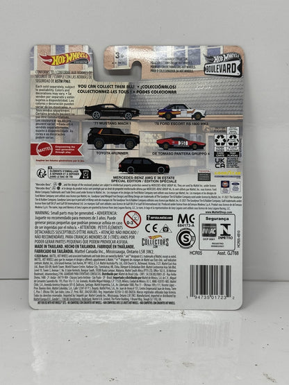 Hot Wheels Premium Boulevard #60 Mercedes-Benz AMG E 36 Estate 1:64 Diecast