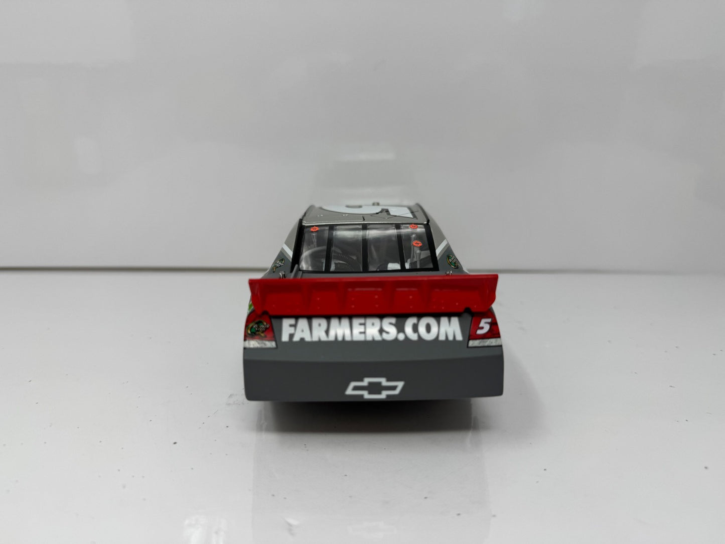 Lionel NASCAR Kasey Kahne #5 Farmers Insurance Frost 2012 Impala 1:24 Diecast