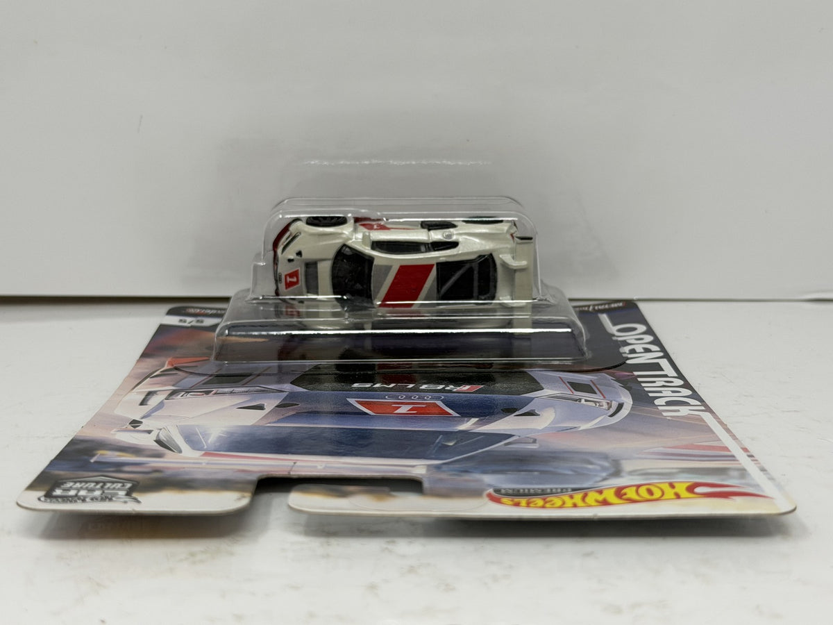 Hot Wheels Premium Open Track Audi R8 LMS 1:64 Diecast