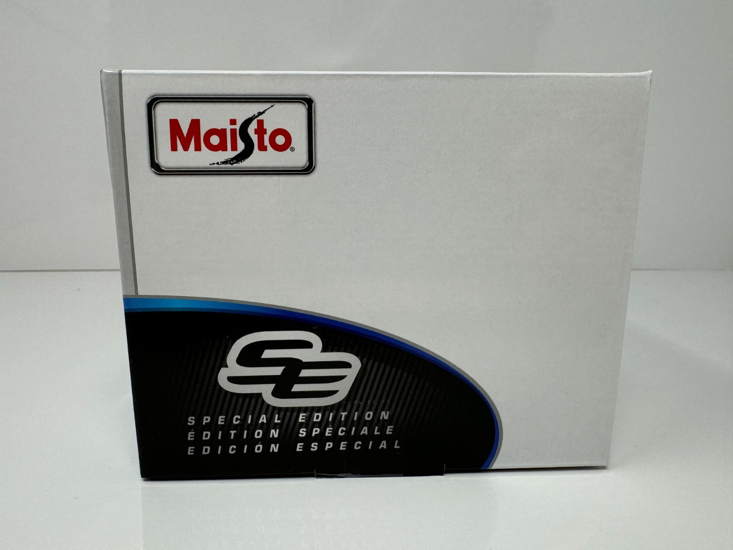 Maisto Pontiac Firebird Trans Am Special Edition 1:18 Diecast