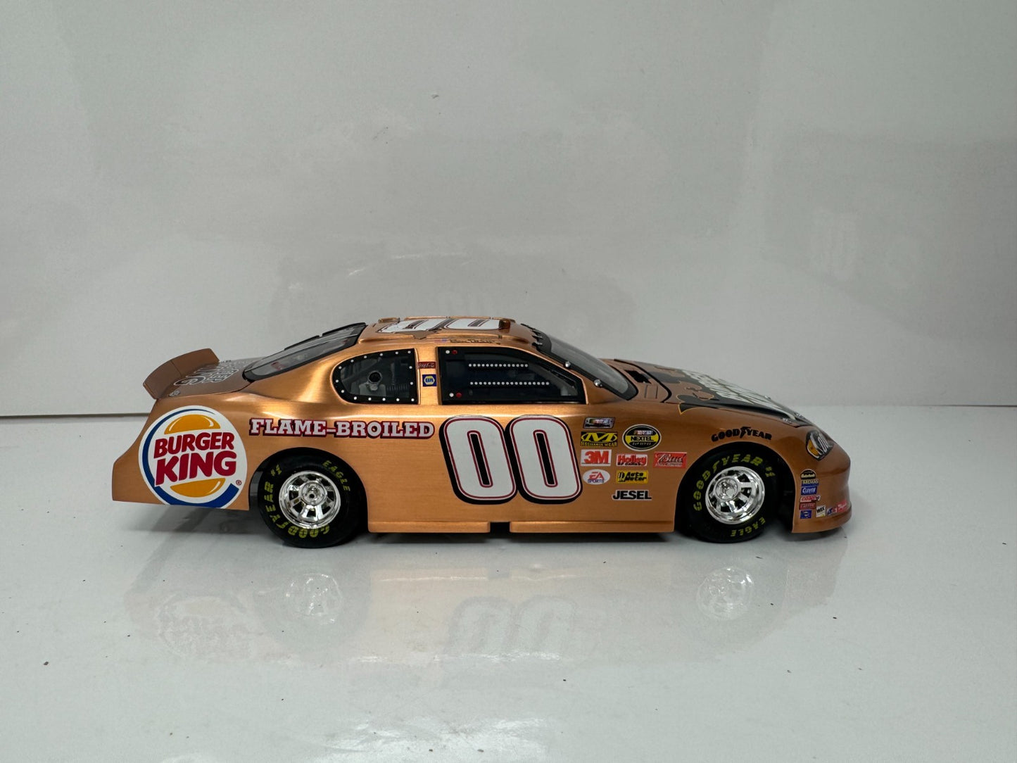Team Caliber Bill Elliott #00 Burger King 2006 Monte Carlo Copper 1:64 Diecast