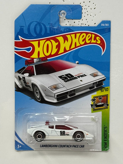 Hot Wheels Exotics Lamborghini Countach Pace Car 1:64 Diecast
