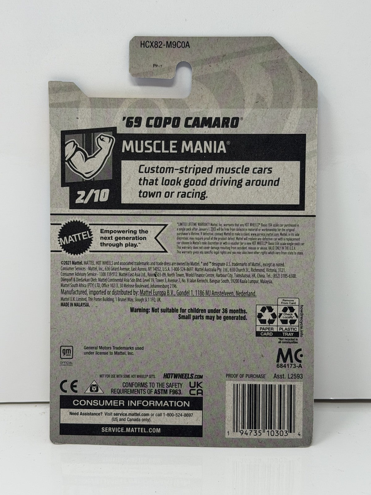 Hot Wheels Muscle Mania 1969 Chevrolet COPO Camaro 1:64 Diecast Yellow