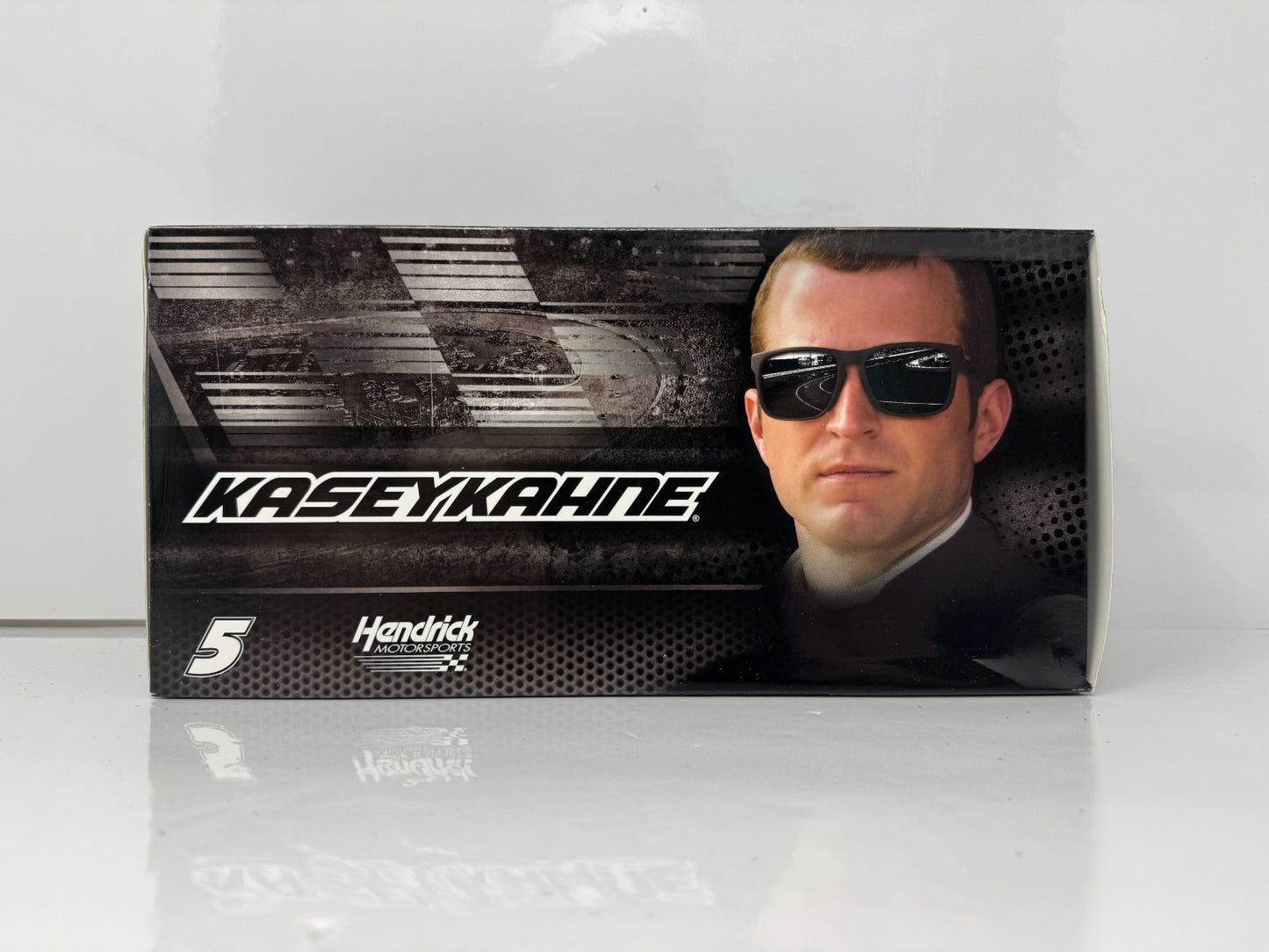 Lionel NASCAR Kasey Kahne #5 Mountain Dew Pitch Black 2016 SS 1:24 Diecast