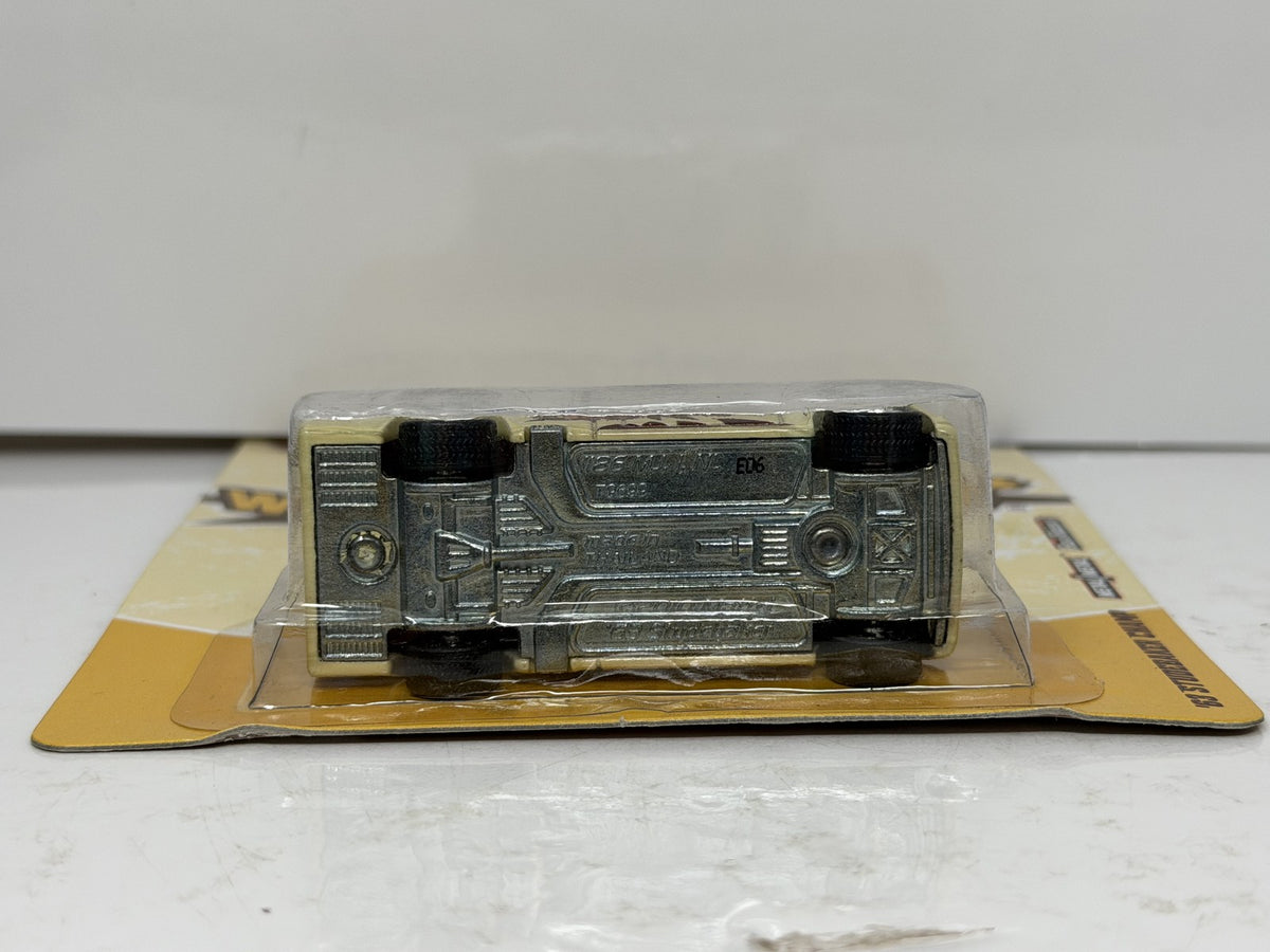 Hot Wheels Hershey's Whatchamacallit 1963 Studebaker Champ 1:64 Real Riders