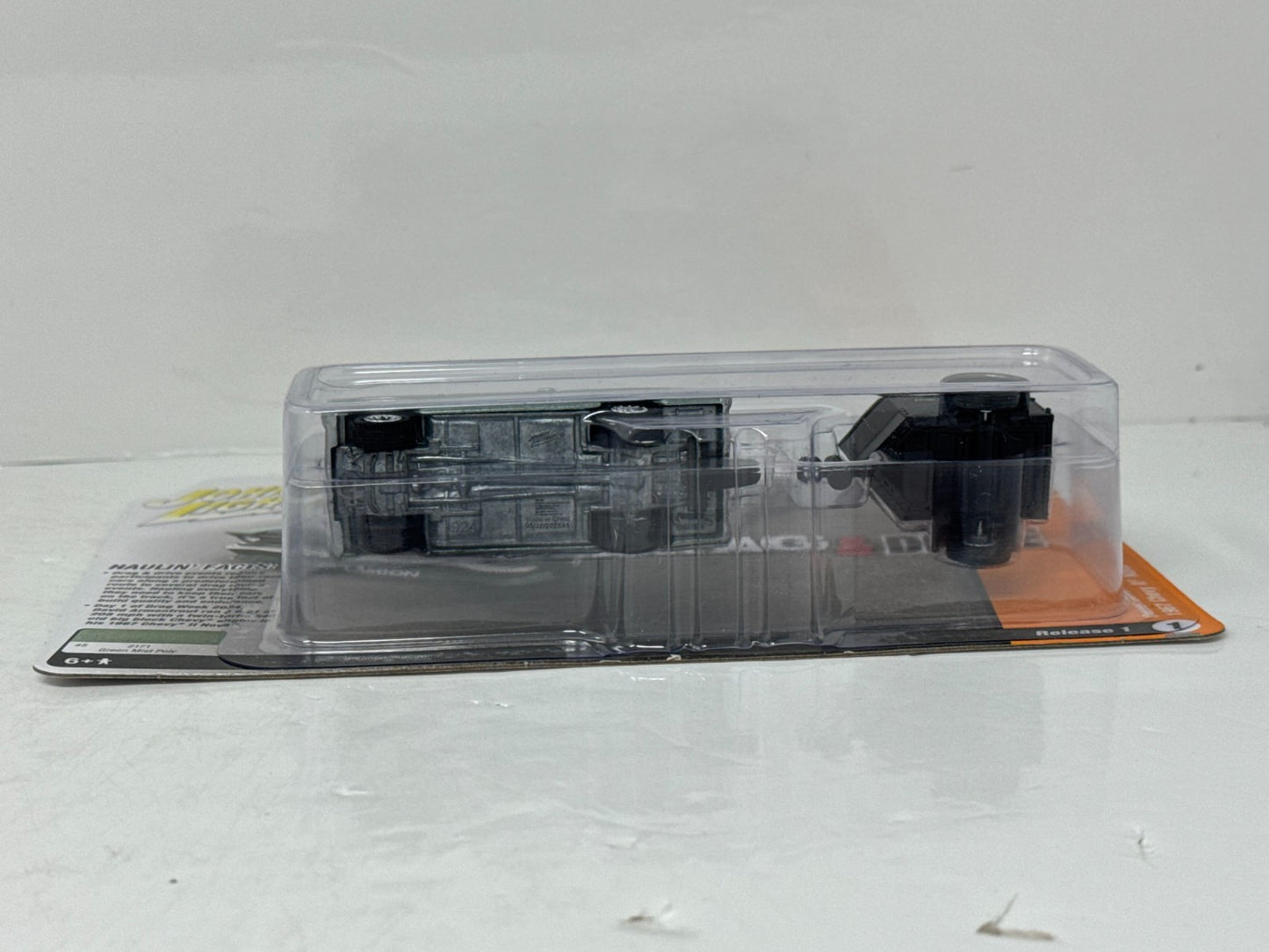 Johnny Lightning Drag & Drive 1967 Chevy II Nova w Trailer 1:64 Diecast