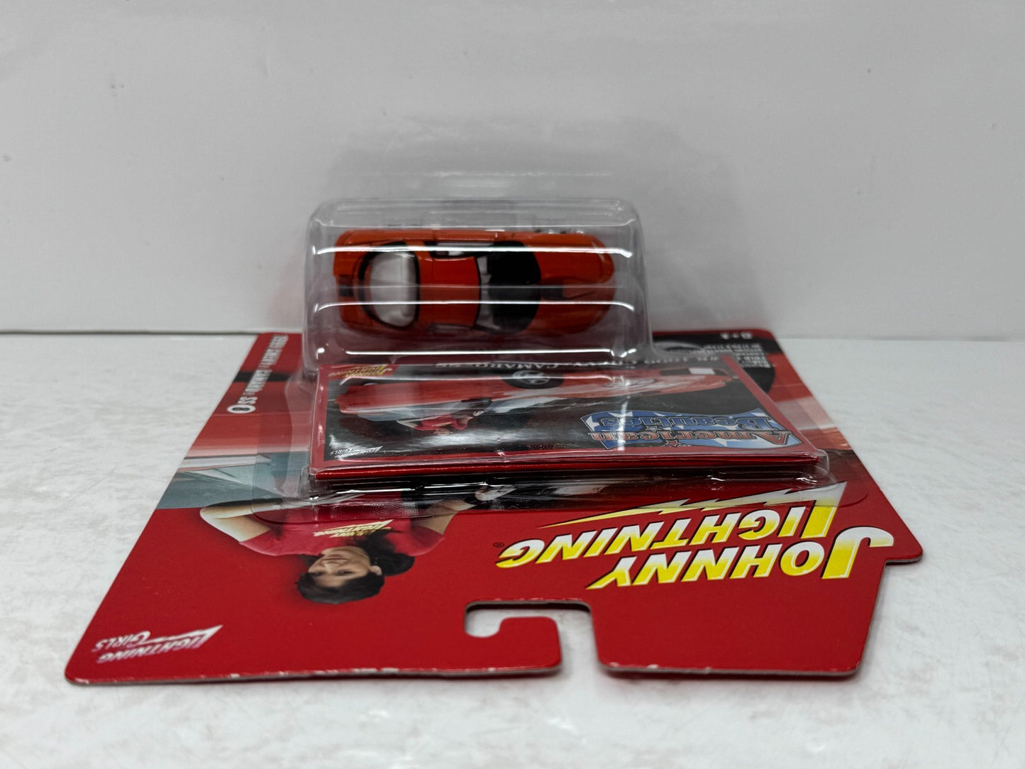 Johnny Lightning American Beauties 1999 Chevy Camaro SS 1:64 Diecast