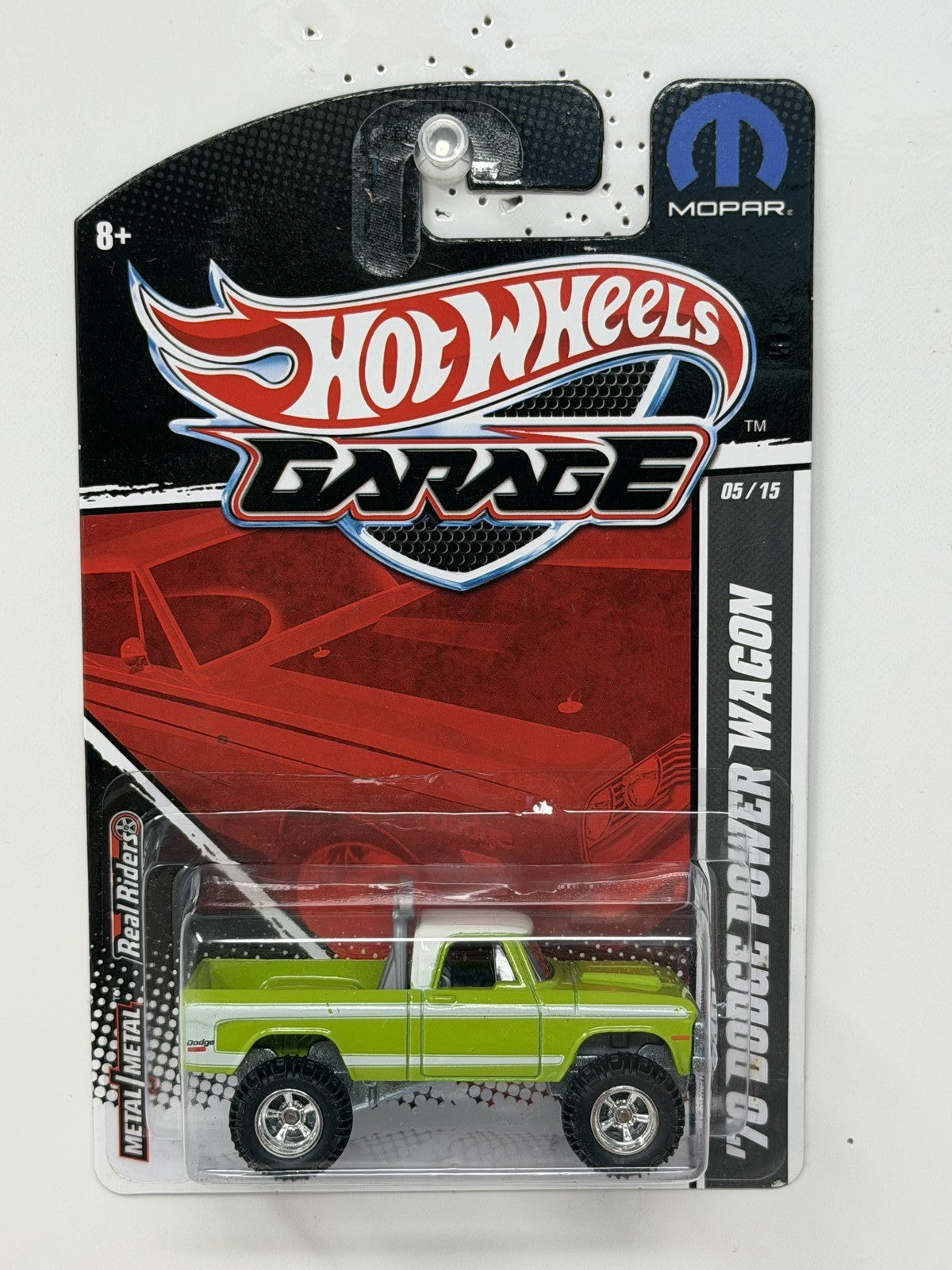 Hot Wheels Garage 1970 Dodge Power Wagon 1:64 Diecast Real Riders
