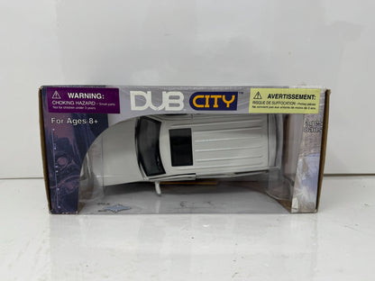 Jada Dub City 2002 Cadillac Escalade 1:24 Diecast KMC Wheels 20 Inch SS Rims