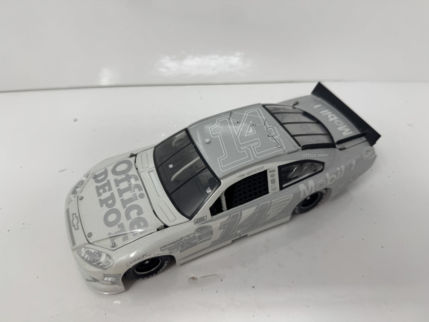 Lionel NASCAR Tony Stewart #14 Office Depot ICE 2012 Chevy Impala 1:24 Diecast