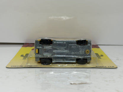 Hot Wheels General Mills Old El Paso Super Van 1:64 Diecast Real Riders