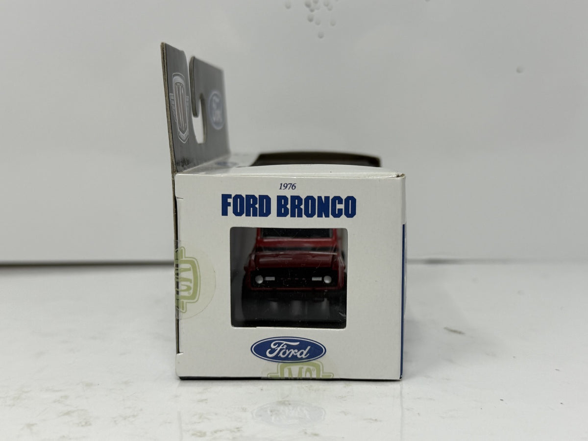 M2 Machines 1976 Ford Bronco 1:64 Diecast