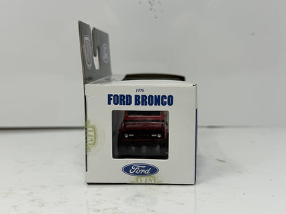 M2 Machines 1976 Ford Bronco 1:64 Diecast