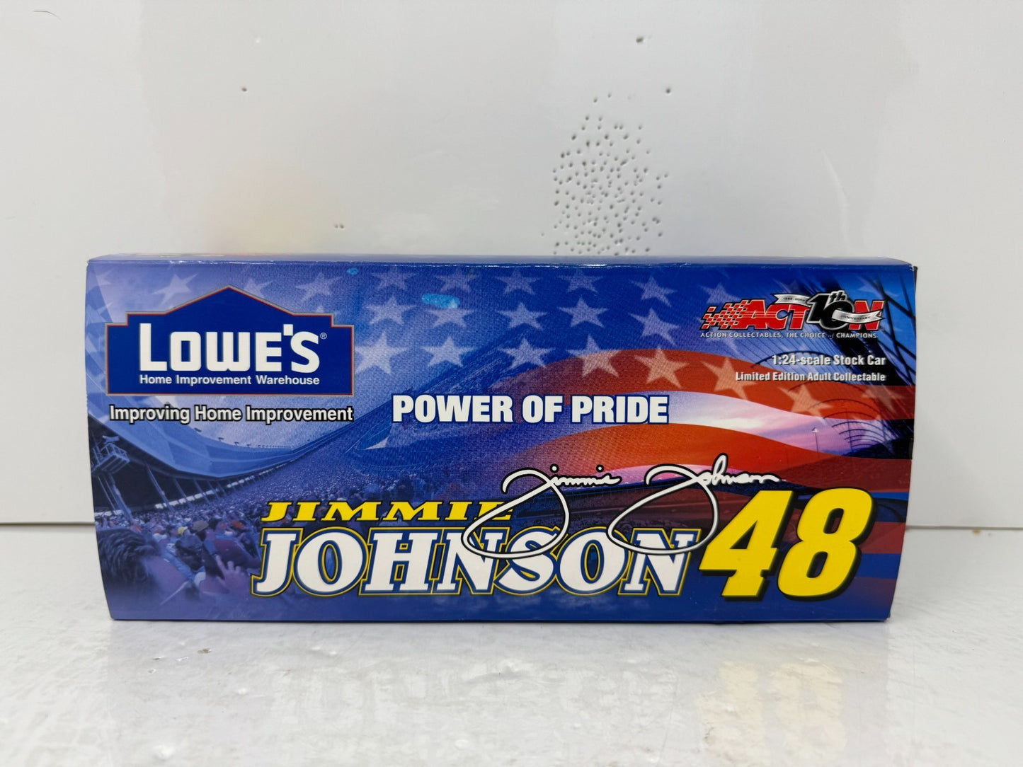 Action Nascar #48 Jimmie Johnson Lowe's Power of Pride 2002 Chevy 1:24 Diecast