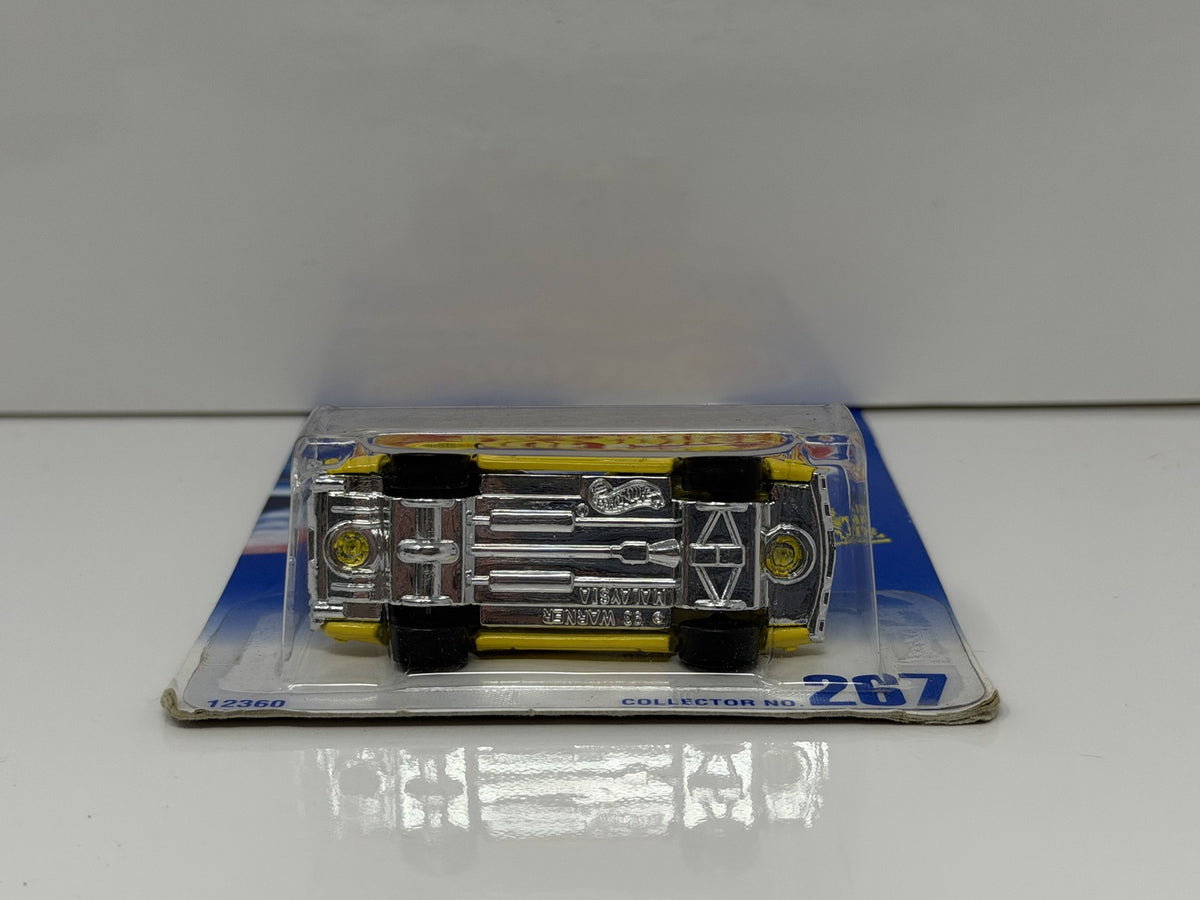 Hot Wheels Oldsmobile 442 W-30 New Paint Style 1:64 Diecast Yellow