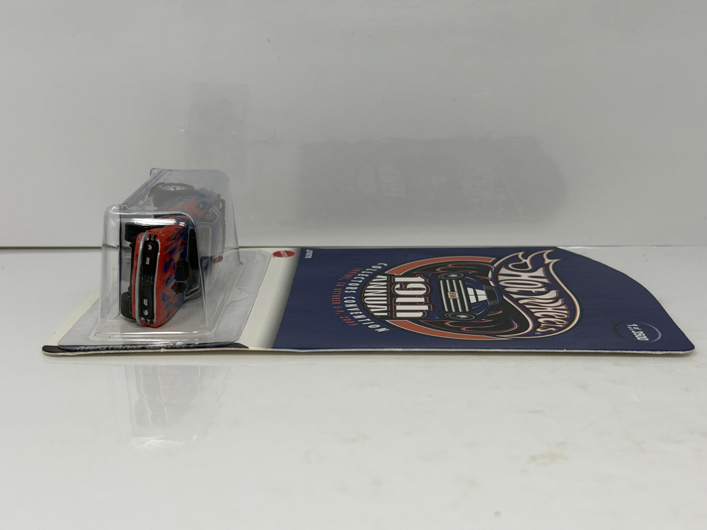Hot Wheels 2005 19th Annual Collectors Convention Mustang Mach I 1:64 Diecast