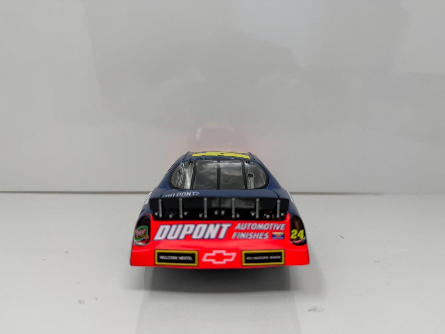 Action NASCAR Jeff Gordon #24 DuPont NEXTEL Inaugural 2004 Chevy 1:24 Diecast
